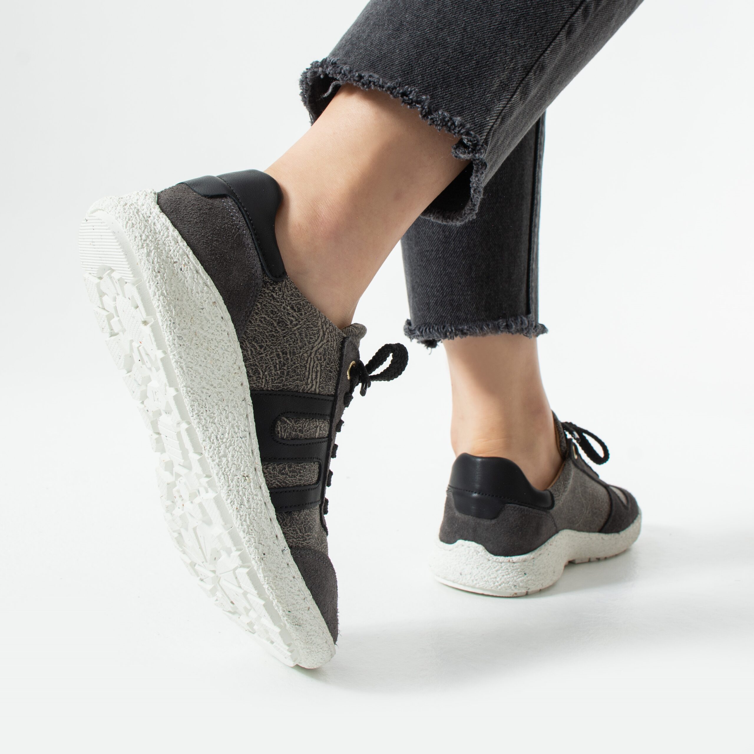 Дамски боси обувки с широка предна част – Graphite Дамски кецове и сникърси 17 Дамски боси обувки с широка предна част - Graphite - Image 7
