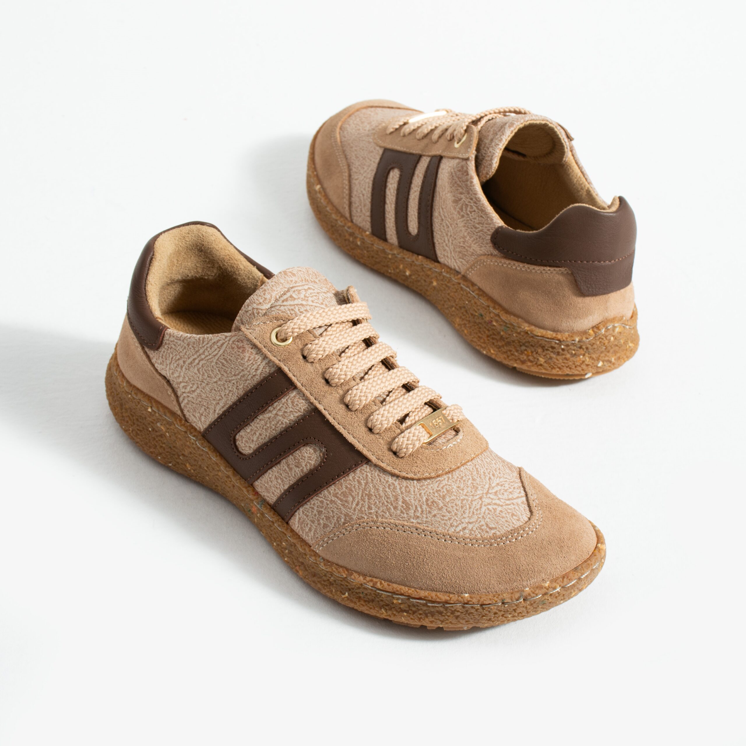 Дамски боси обувки с широка предна част – Almond Дамски кецове и сникърси 23 Дамски боси обувки с широка предна част - Almond - Image 13