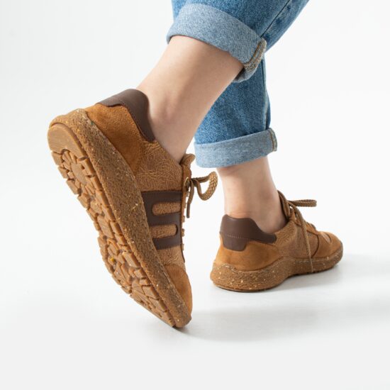 Дамски боси обувки с широка предна част - Caramel /