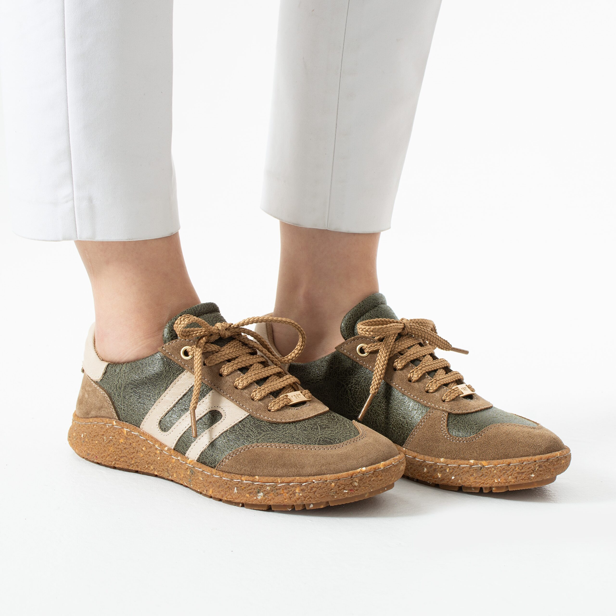 Дамски боси обувки с широка предна част – Forest Дамски кецове и сникърси 11 Дамски боси обувки с широка предна част - Forest