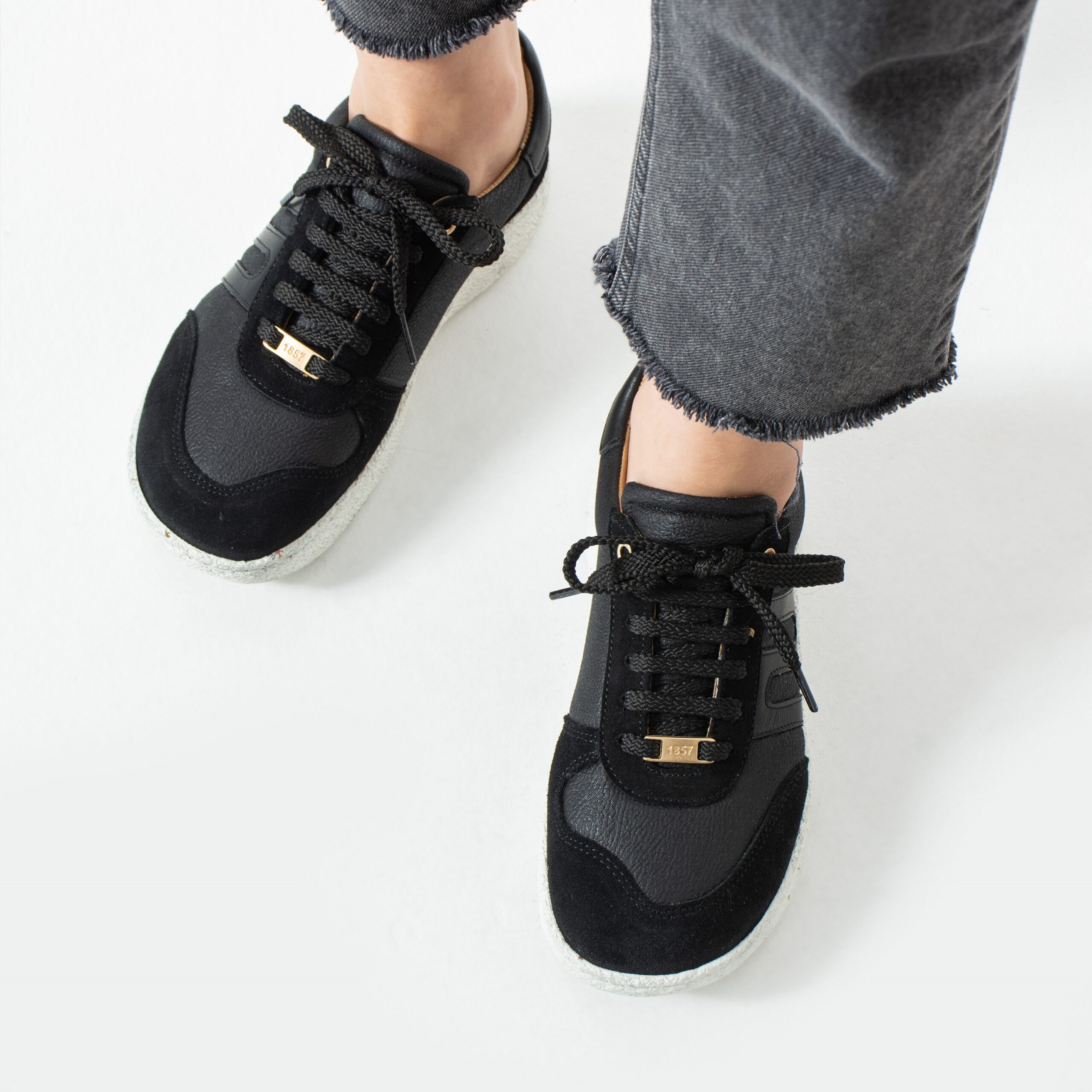 Дамски боси обувки с широка предна част – Onyx Дамски кецове и сникърси 12 Дамски боси обувки с широка предна част - Onyx - Image 2