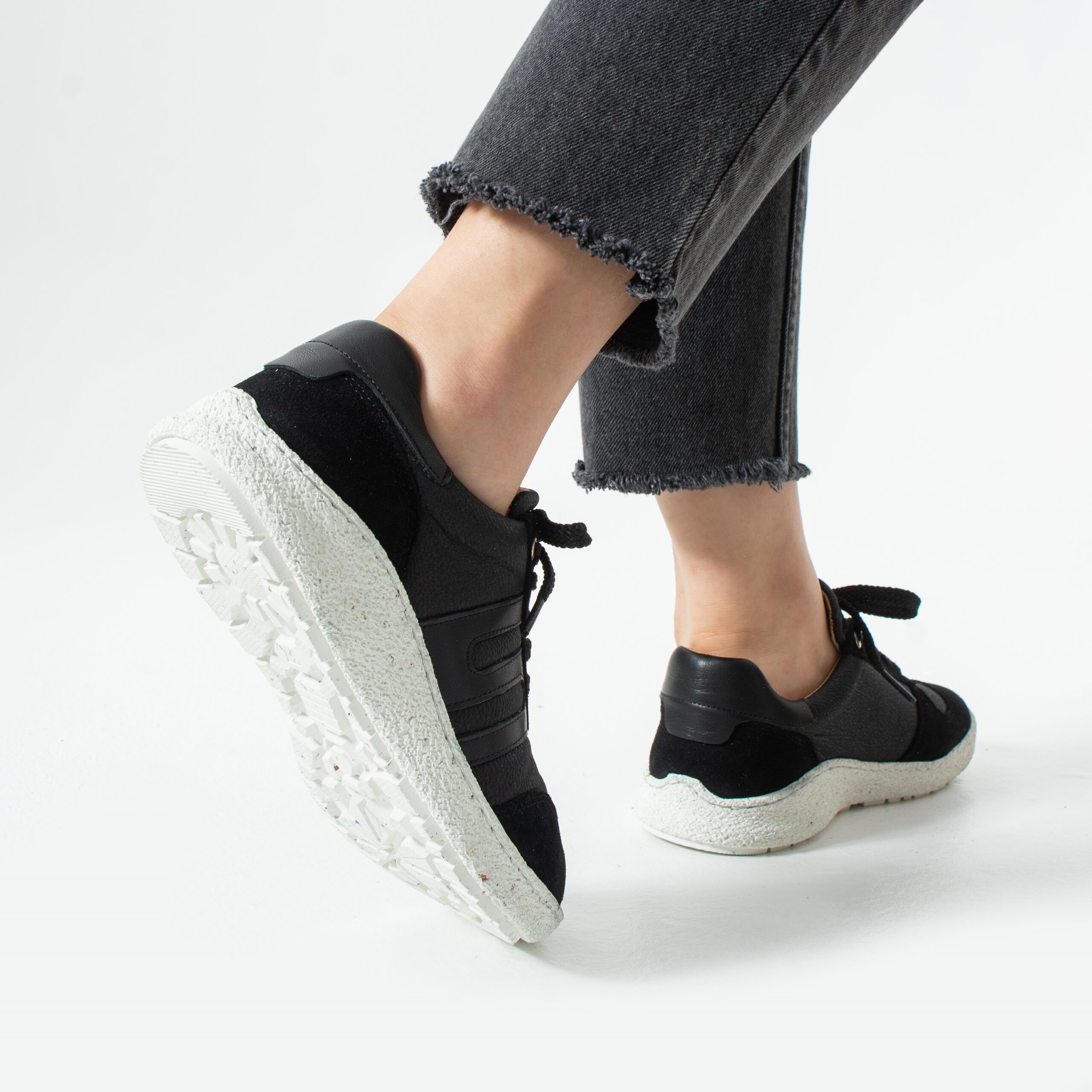 Дамски боси обувки с широка предна част – Onyx Дамски кецове и сникърси 16 Дамски боси обувки с широка предна част - Onyx - Image 6