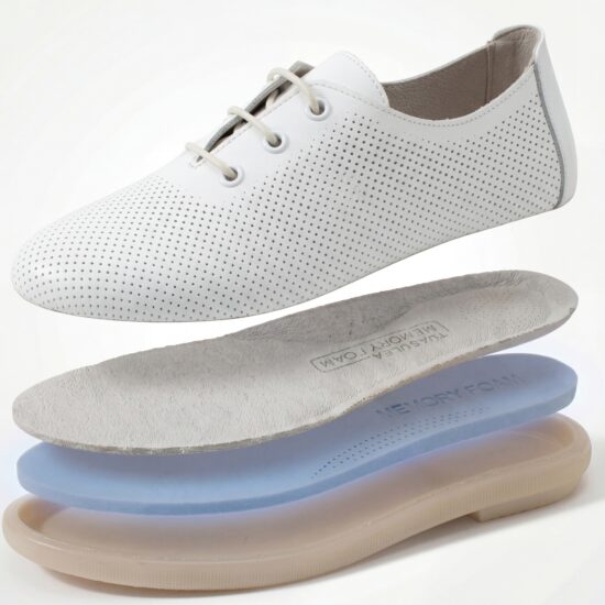 Дамски обувки с мемори пяна от естествена кожа - бели - поглед отгоре