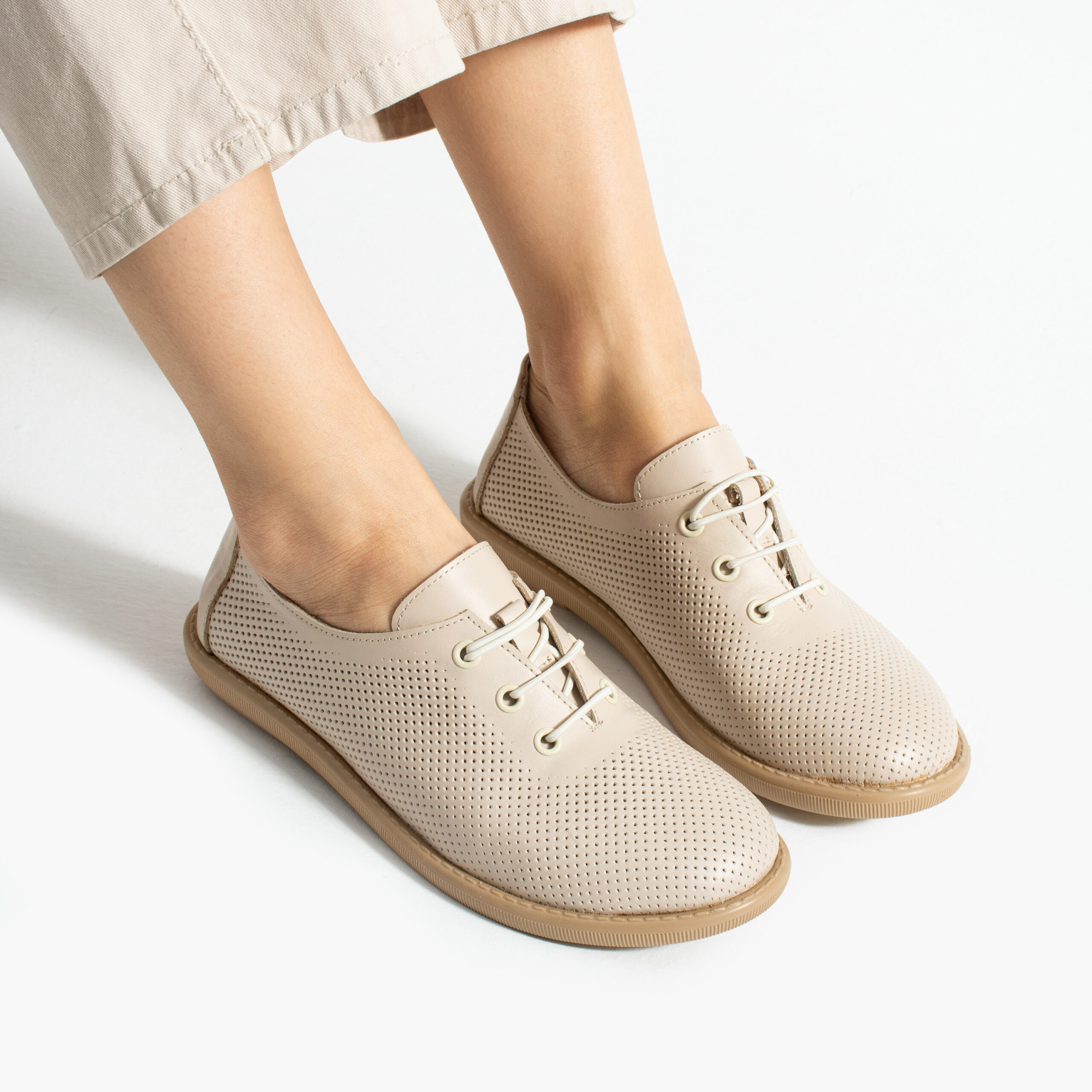 Дамски обувки с мемори пяна от естествена кожа – бежови Ежедневни обувки 11 Дамски обувки с мемори пяна от естествена кожа - бежови