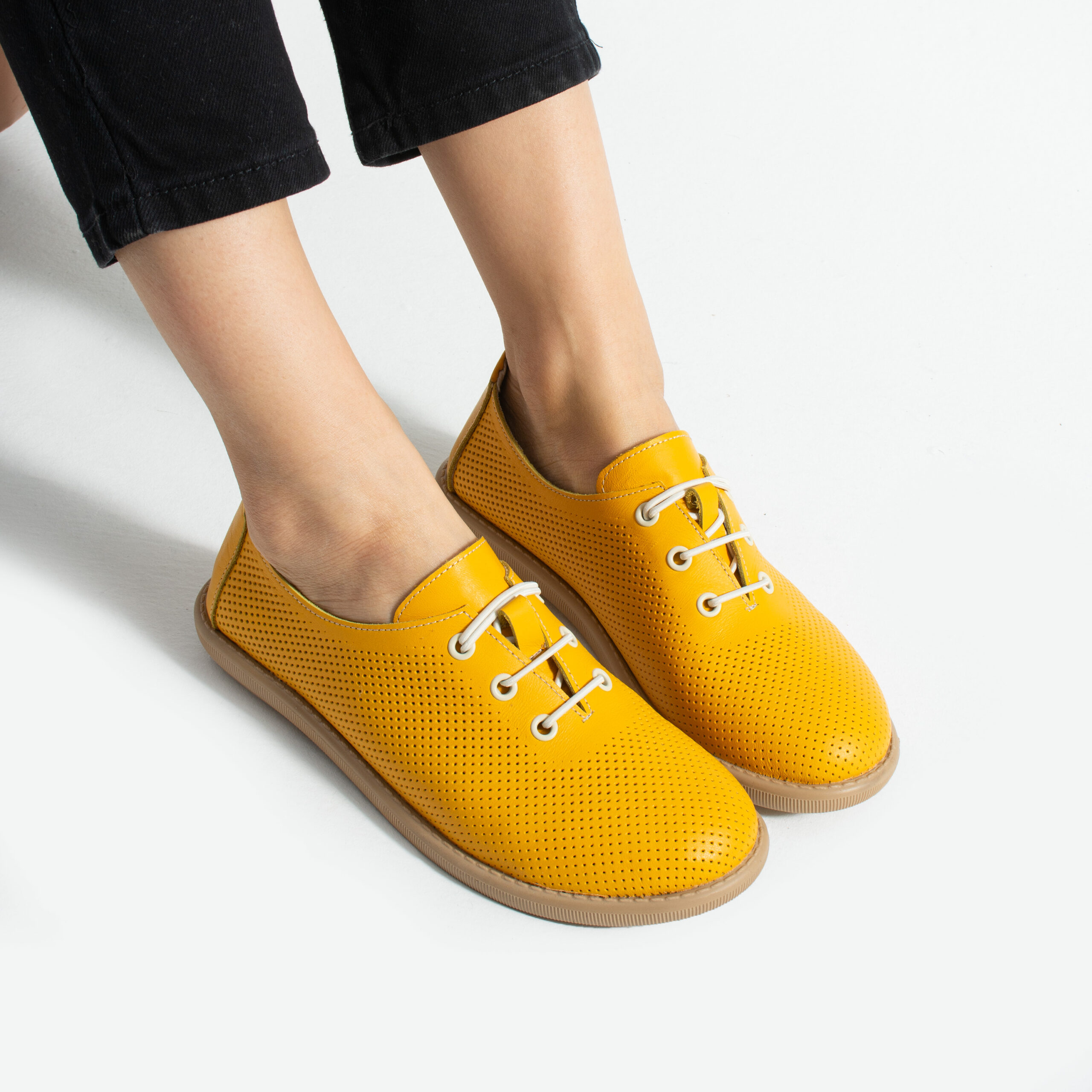 Дамски обувки с мемори пяна от естествена кожа – жълти Ежедневни обувки 11 Дамски обувки с мемори пяна от естествена кожа - жълти