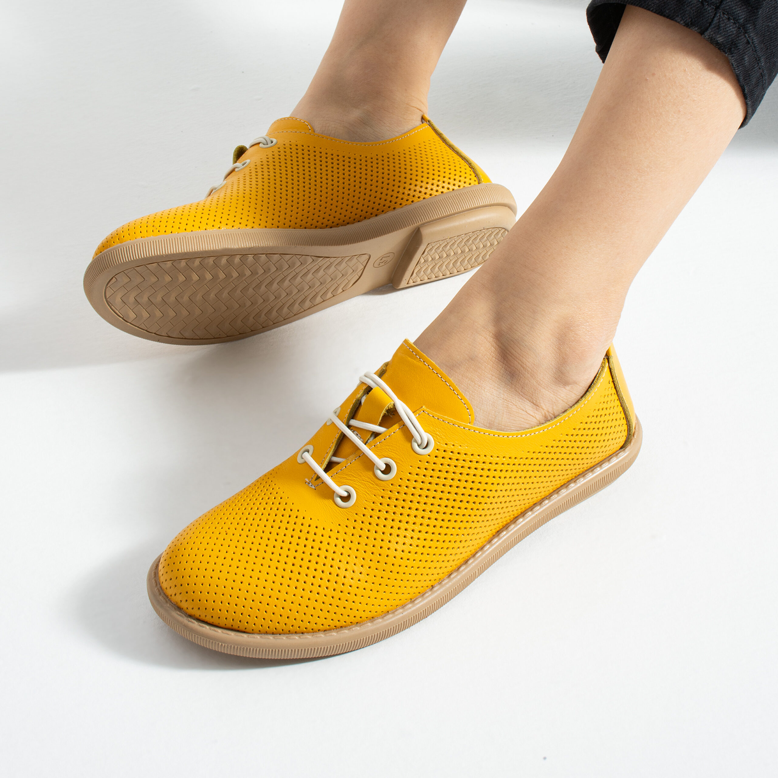 Дамски обувки с мемори пяна от естествена кожа – жълти Ежедневни обувки 15 TS Memory Lite 10937 Жълт