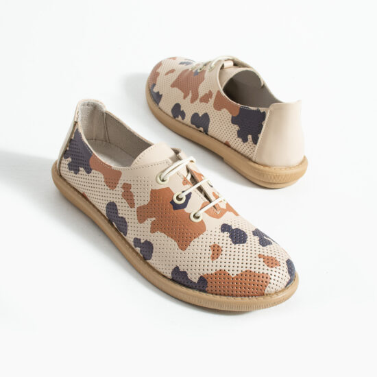 Дамски обувки с мемори пяна от естествена кожа с камуфлаж - поглед отстрани