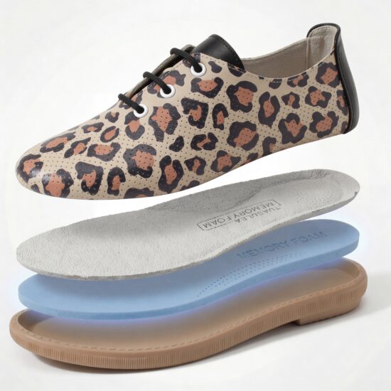 Дамски обувки с мемори пяна от естествена кожа с леопардов принт - поглед отгоре