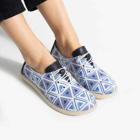 Дамски обувки с мемори пяна от естествена кожа сини с мотиви