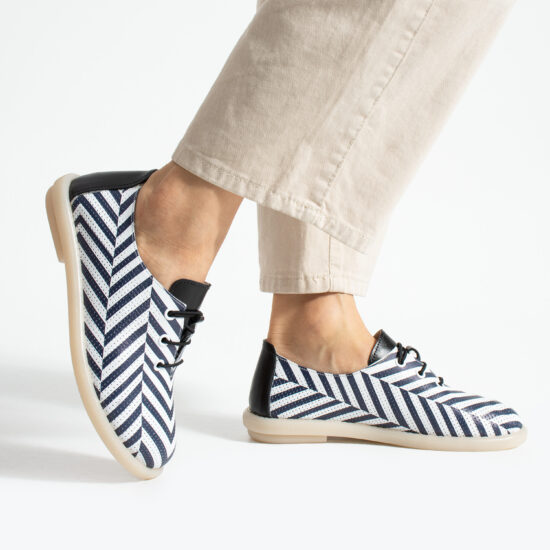 Дамски обувки с мемори пяна от естествена кожа с геометричен принт - Естествена кожа