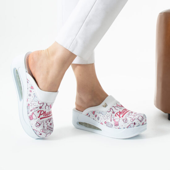 Анатомични медицински чехли на платформа от естествена кожа с принт Pharmacy — 2