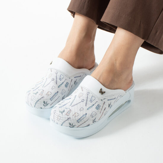 Анатомични медицински чехли на платформа от естествена кожа с принт Dentalis