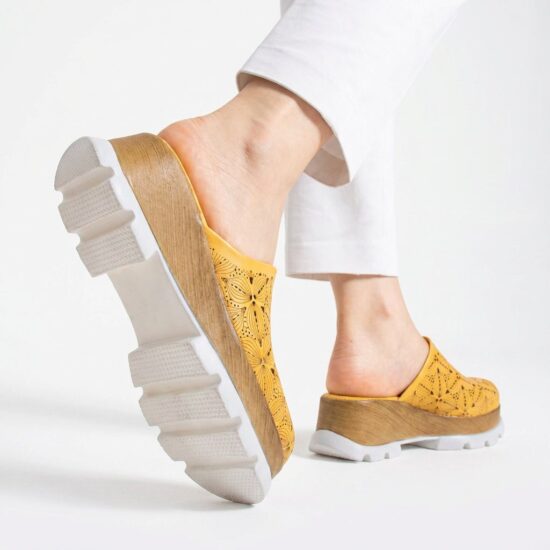 Жълто дамско сабо от естествена кожа на платформа - Естествена кожа