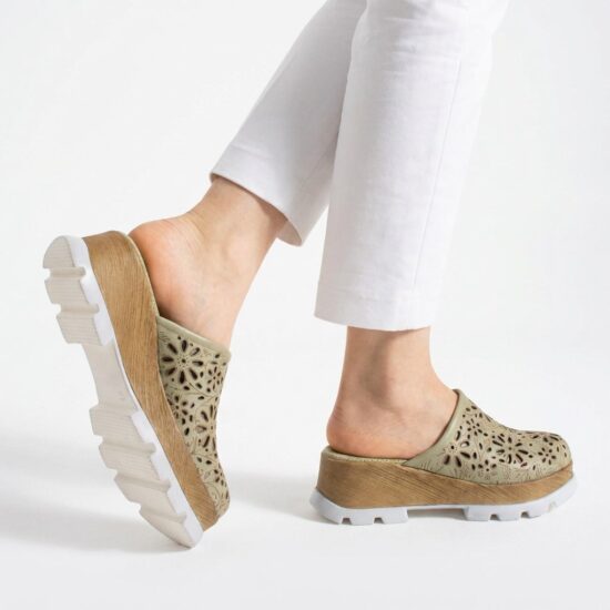 Зелено дамско сабо от естествена кожа на платформа - Естествена кожа