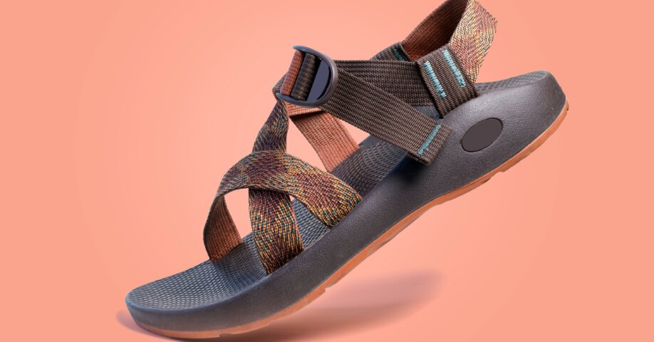 Хейтърите ще се влюбят в „DAD SANDALS“ версия ’20 / Трендове